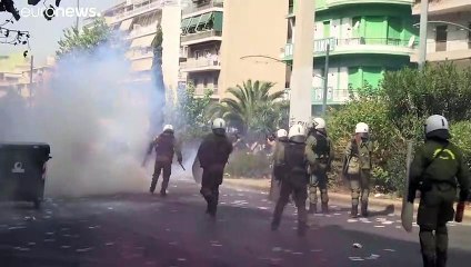 La justicia griega condena al partido neonazi Amanecer Dorado