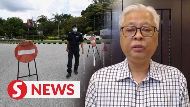 Ismail Sabri: Police officers can issue compound to SOP violators