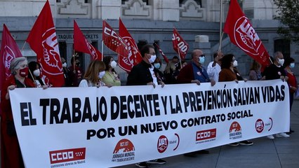 Concentración con motivo de la Jornada Mundial por el Trabajo Decente