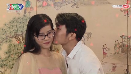 Chàng trai SƯỚNG RẦN RẦN mất hết cảm giác, HÔN SAY ĐẮM cô nàng XINH ĐẸP TUYỆT TRẦN IHAT