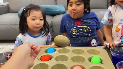 Ryan coloring Easter eggs with Kool-aid! Fun DIY Kids activities!