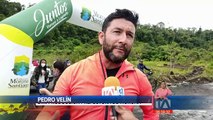 Inauguración de un puente en una de las rutas hacia el parque Sangay