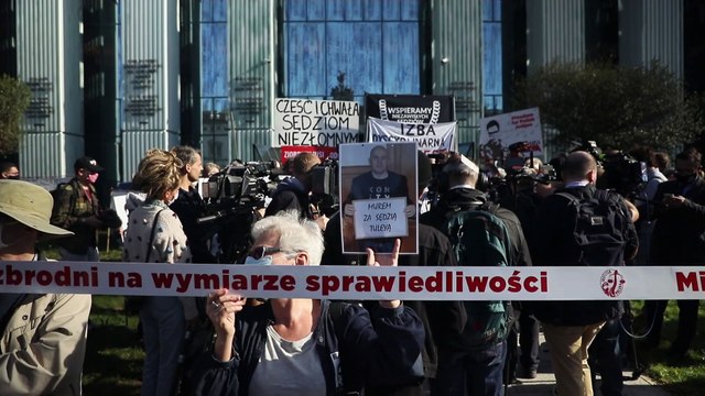 Maulkorb für Richter und Medien: Polens umstrittene Reformen