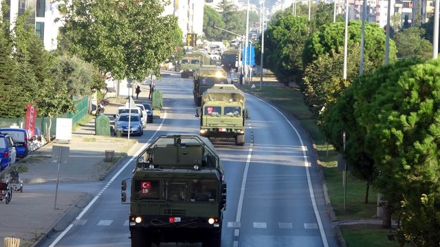 S-400’leri taşıyan ikinci konvoy Samsun'dan geçti
