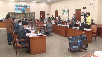 국민의힘 "탁현민 측근, 쪼개기 계약 수주"...문체위 국감서 문건 공개 / YTN