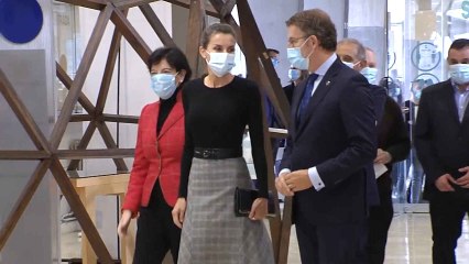 La Reina Letizia reinventa una de sus prendas fetiche