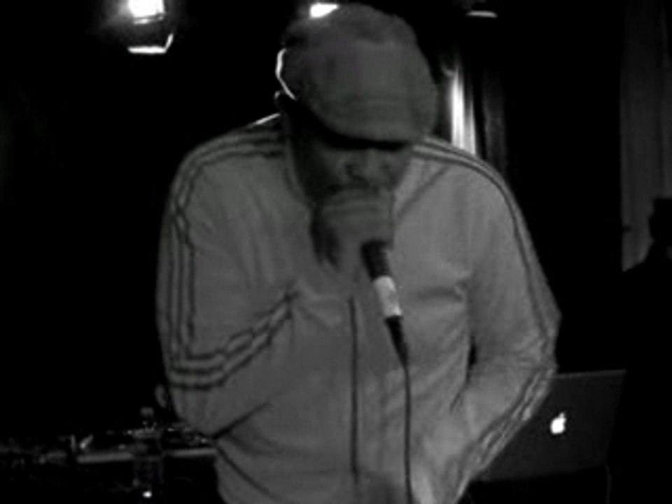 LE ZOMBIE SHOW avec SLY JOHNSON le 16 fév 2008