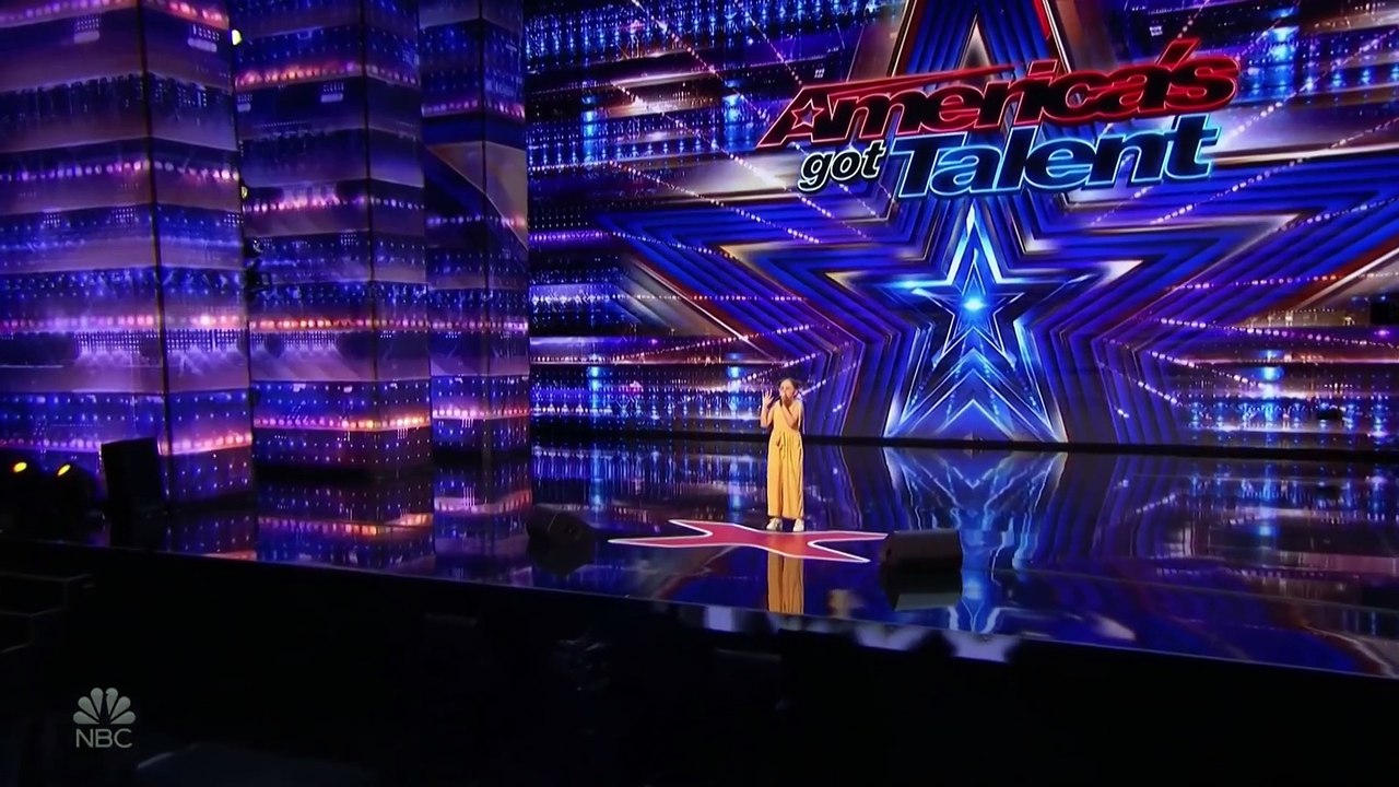 _Shy_12-Year-Old_Aussie_Girl_SLAYS_Dance_Monkey_On_@America's_Got_Talent(1080p)