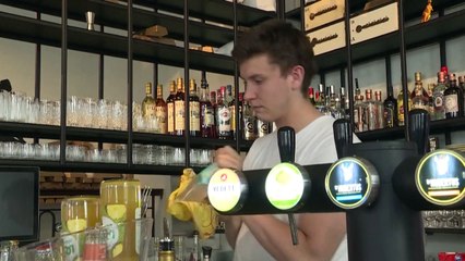 Bares e restaurantes no centro do combate à covid-19