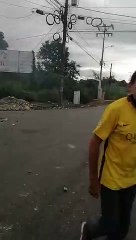 Manifestaciones: Queman toldo de la Fuerza Pública pt. 2