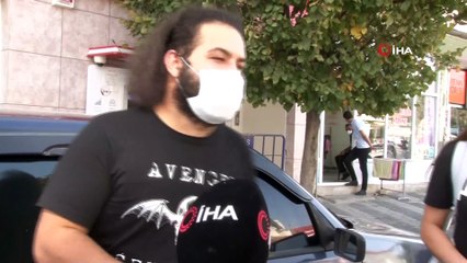 -  ÖZEL) Maskesini doğru takan vatandaşlara zarf içinde 250 tl verildi
