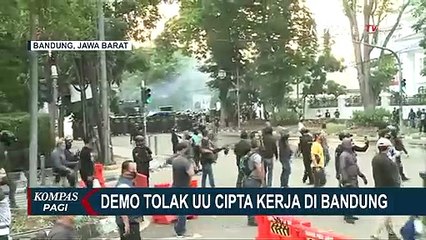 Ribuan Massa Gelar Demo Tolak UU Cipta Kerja di Bandung, Ini Pesan Ridwan Kamil