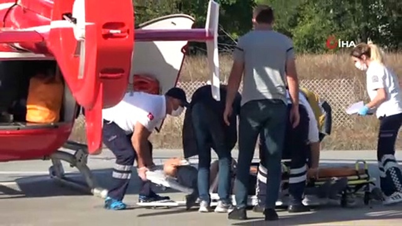 Kalp krizi geçiren yaşlı adamın yardımına ambulans helikopter yetişti