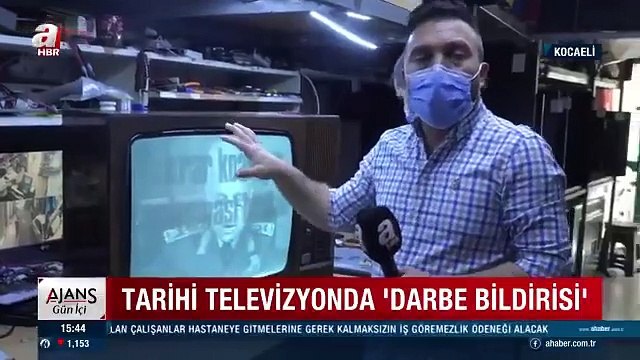 Tamir edilen 60 yıllık televizyonun ekranında, darbe bildirisi okuyan Kenan Evren belirdi
