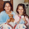 Marine Lorphelin dévoile un cliché d'enfance d’elle et sa soeur