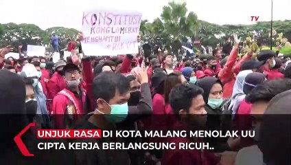Rusuh, Gedung DPRD Malang Jadi Sasaran Massa Demo Tolak Omnibus Law