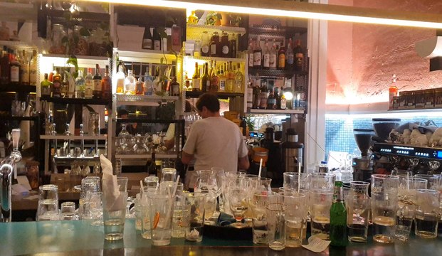 Les bars bruxellois ont ouvert une dernière fois avant un mois de fermeture