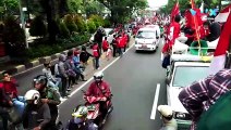 Merinding! Ribuan Massa Long March Menuju Istana Negara