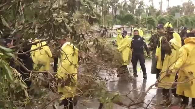 El huracán Delta siembra el caos a su paso por Yucatán