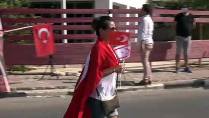 Άνοιξαν το παραλιακό μέτωπο Βαρωσίου οι Τούρκοι - Διεθνείς αντιδράσεις