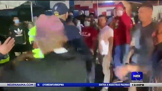 Continúa la vía cerrada en Paso Canoas - Nex Noticias