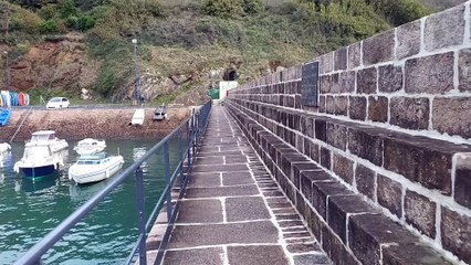 port de Bréhec  et  sa  plage  HD