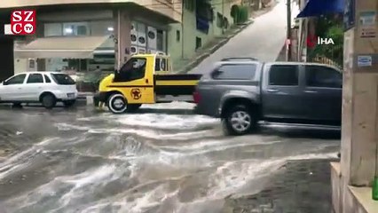 İzmir yağmura teslim oldu