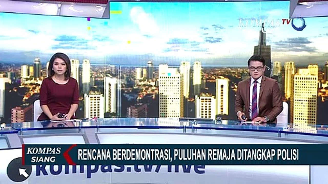 Mau Ikut Demo, Puluhan Remaja Naik Truk Ditangkap Polisi