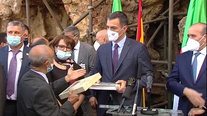 Sánchez visita gruta donde estuvo escondido Miguel de Cervantes