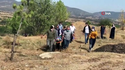 Yoldan çıkarak 50 metrelik uçuruma yuvarlandı: 2 yaralı