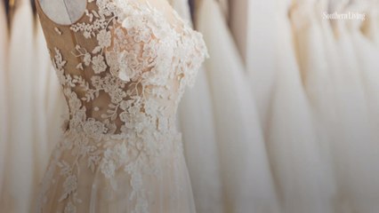Alex Drummond Says "Yes to the Dress" With Ree Drummond, Sister Paige, and Future Mother-in-Law By Her Side