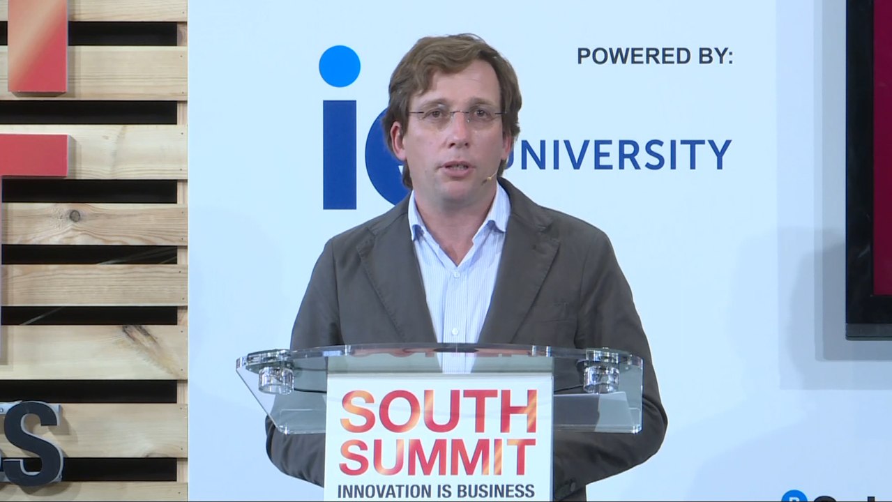 Almeida dice que "Madrid no se arruga ni en la peor de las circunstancias"