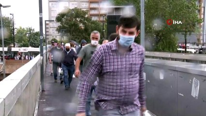 İstanbul trafiğinde sağanak yağmur yoğunluğu