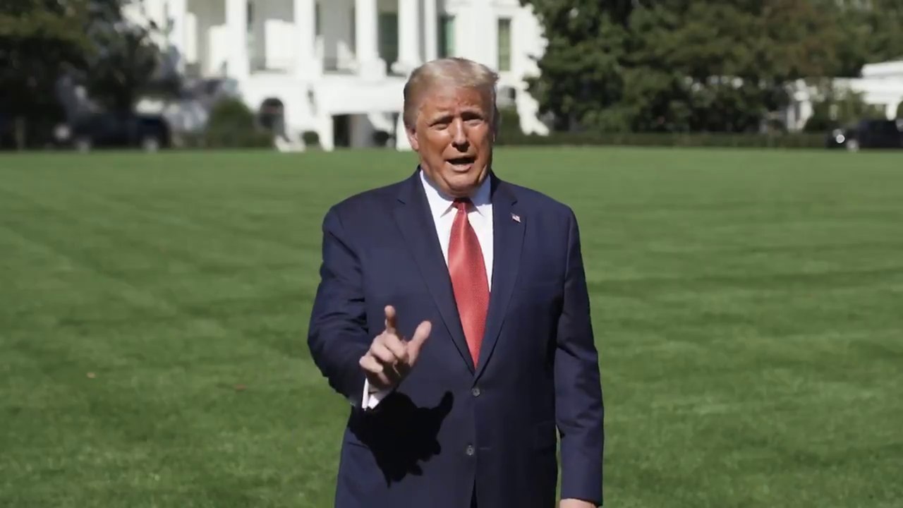 "La Chine va payer cher ce qu'elle nous a fait": Donald Trump menace la Chine, qu'il accuse d'avoir exporté le Covid-19 et annonce la distribution d'un traitement gratuit pour les seniors