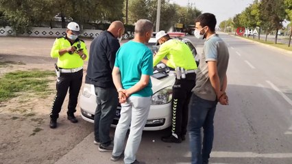 Alkolden ehliyeti alınan sürücü yine trafikte yakalandı