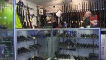 Estadounidenses se lanzan a comprar armas antes de las elecciones