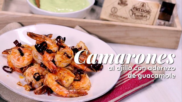 Camarones al ajillo con aderezo de guacamole