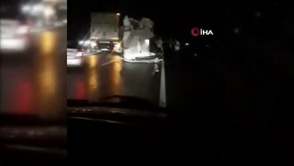Bursa’da sağanak yağmur hayatı felç etti