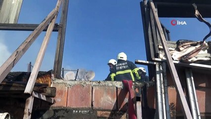 Diyarbakır’da 8 katlı binada yangın, onlarca güvercin telef oldu