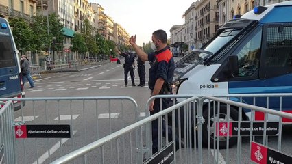 Preparativos para la llegada del Rey Felipe en Barcelona