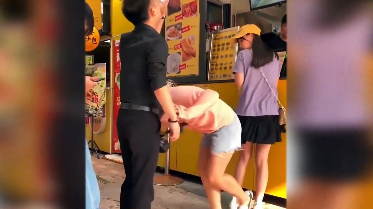 Funniest Chinese comedy   - N°6