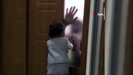 Koronavirüslü baba ile çocuğunun bu görüntüleri olay oldu