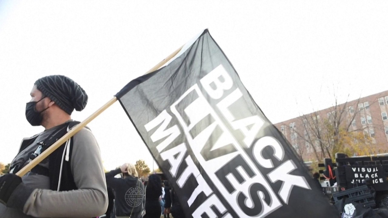 Minnesota: Manifestations après la libération du policier accusé du meurtre de Georges Floyd