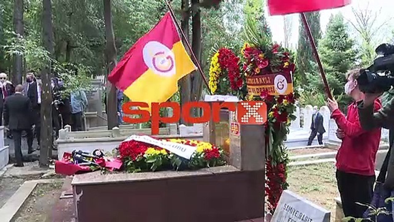 Ali Sami Yen kabri başında anıldı