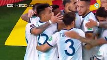 Lionel Messi, de penal, le da el primer festejo de gol de las eliminatorias a la Selección.