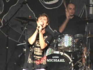 Planta E Raiz - O Ragga / Atual Situação / A Planta Que Brota Da Terra (Ao Vivo Em São Paulo / 2005)