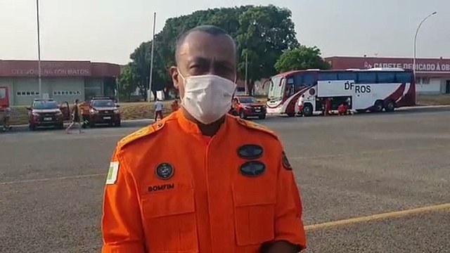 Bombeiros do DF combatem incêndios no Pantanal