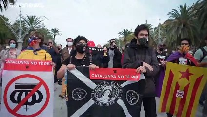 I catalani contestano Felipe VI: "La Catalogna non ha re"