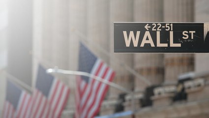 Jim Cramer Says Be Careful With the Banks With No Stimulus