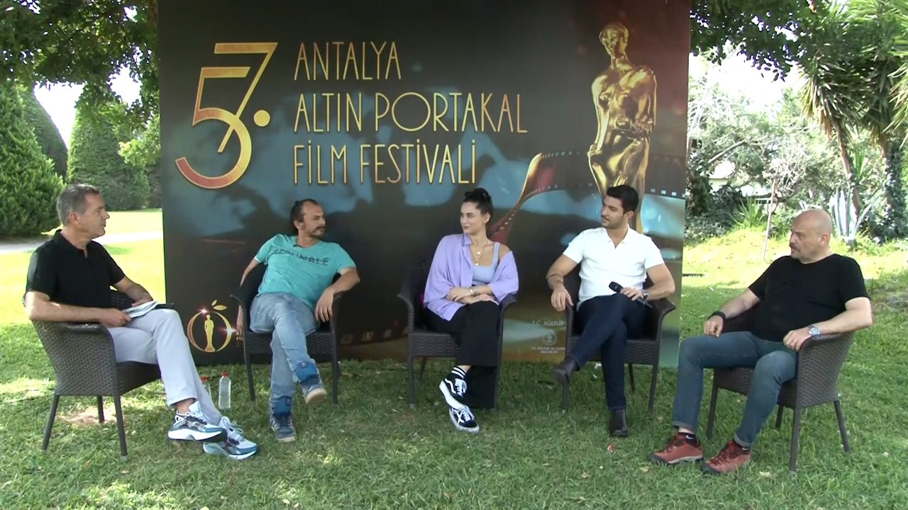 57. Altın Portakal Film Festivali | 'Gelincik' filminin yönetmeni ve oyuncuları T24'te: "İyi bir filmde herkes haklıdır"